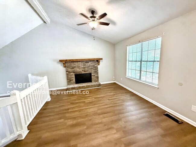 Foto del edificio - 5970 Dewey Heights Rd