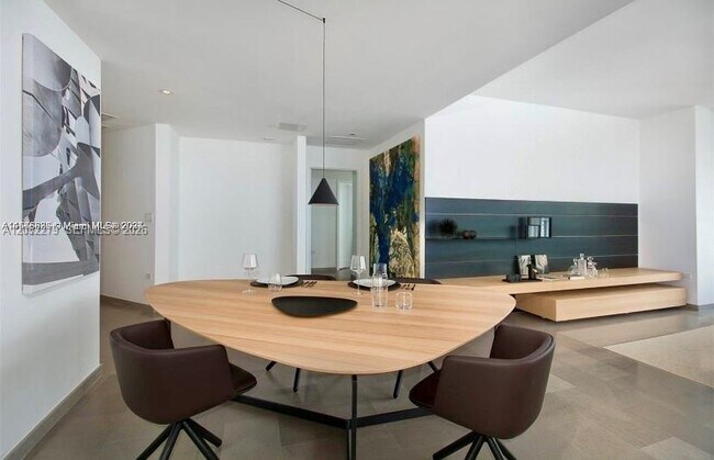 Foto del edificio - 2711 SW 7th St