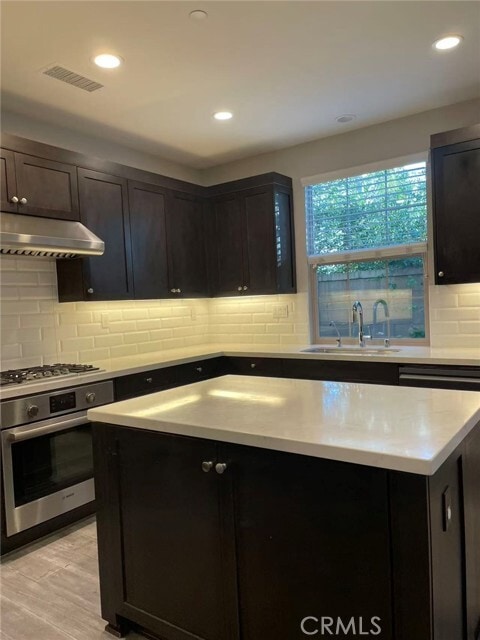 Foto del edificio - 107 Copeland