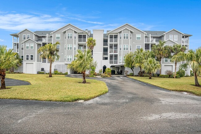Building Photo - 5727 Biscayne Ct