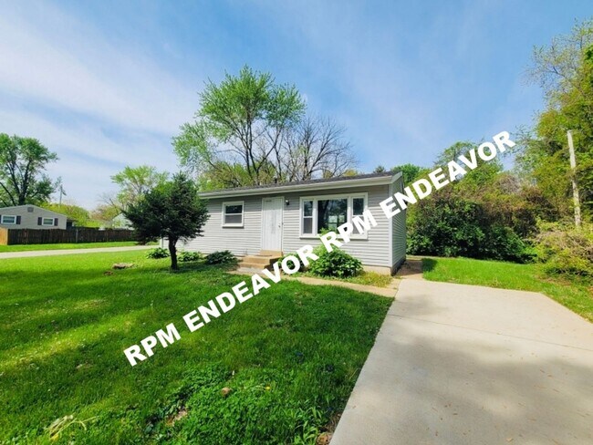 Foto del edificio - 3 Bed 1 Bath. Move in Ready!