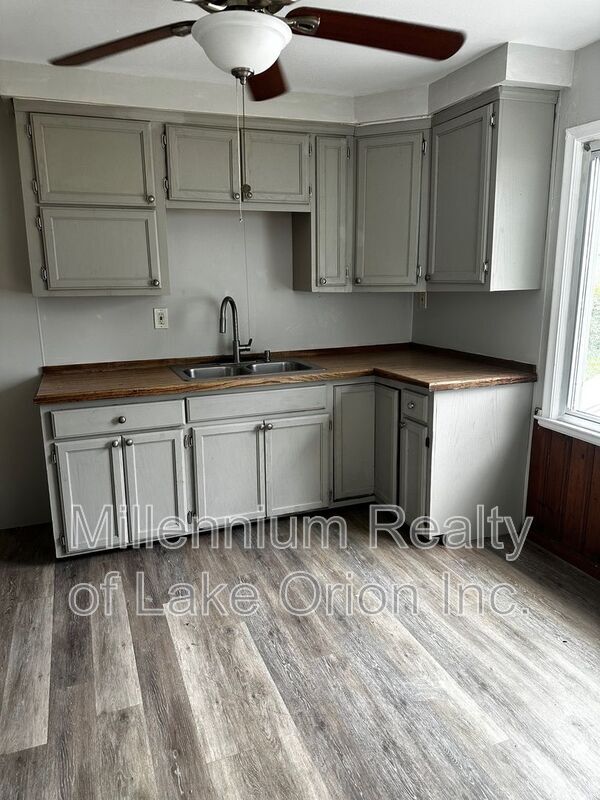 Foto del edificio - 21 E Fairmount Ave