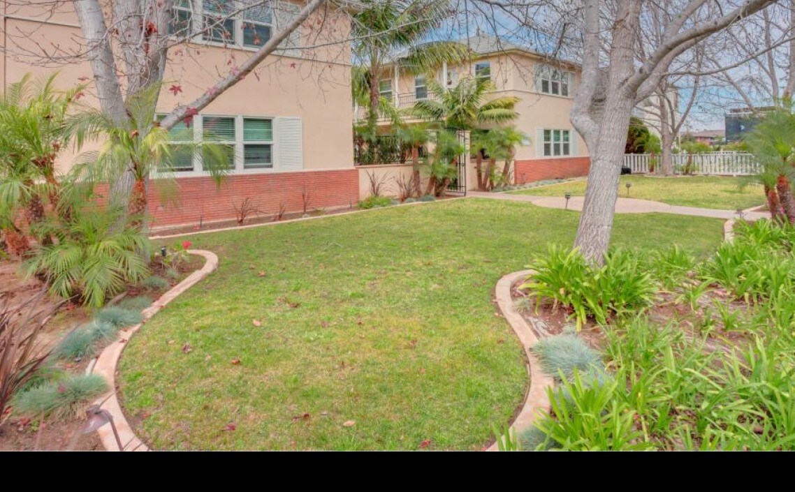 Primary Photo - The Catalina Apartments