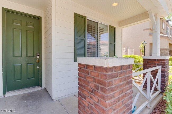 Foto del edificio - 6239 Carson Hills Ave