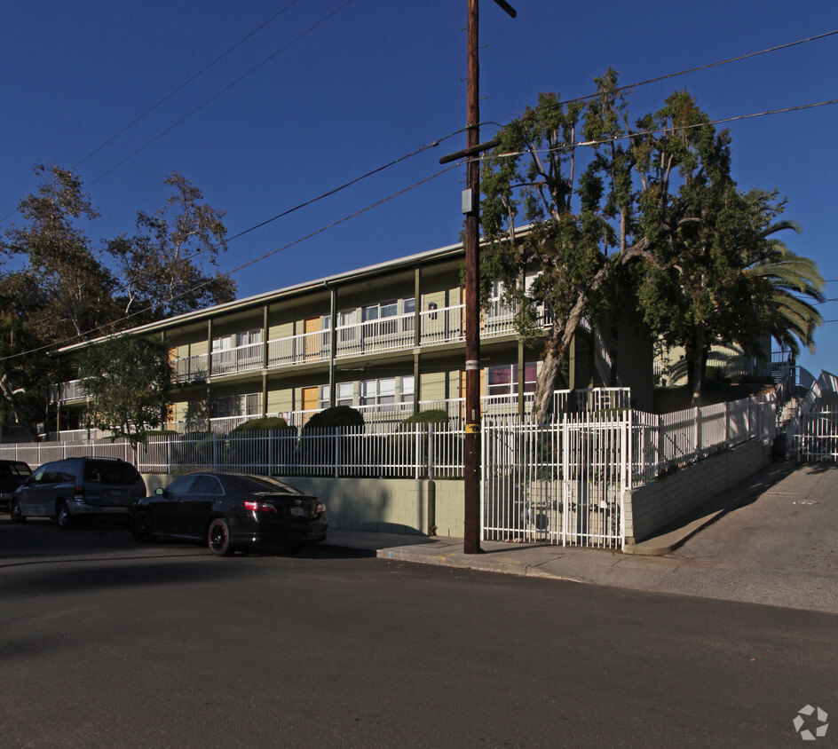 Building Photo - Sycamore Park Apartments