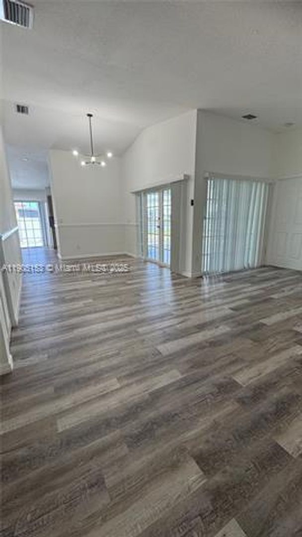 Foto del edificio - 11434 SW 185th St