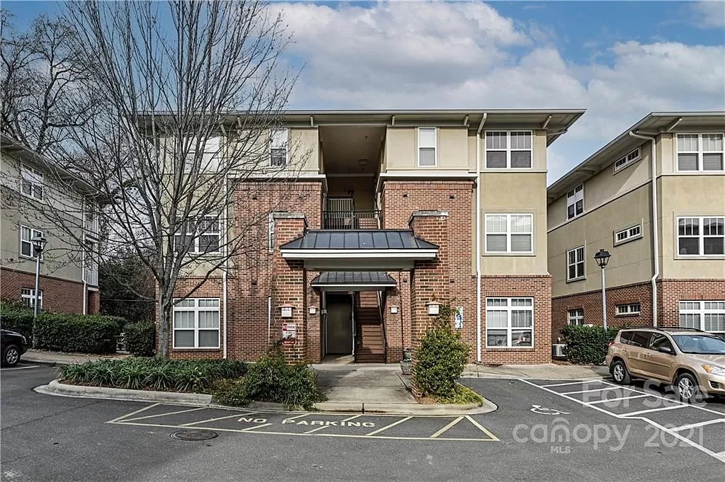 1308 Kenilworth Ave Unit 422, Charlotte, NC 28203 Condo for Rent in