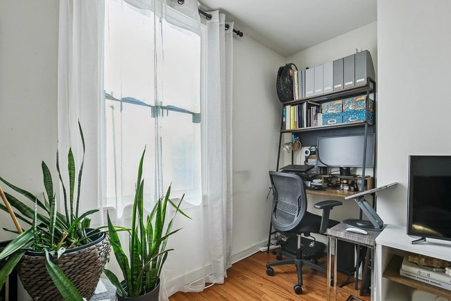 Foto del edificio - 324 4th St