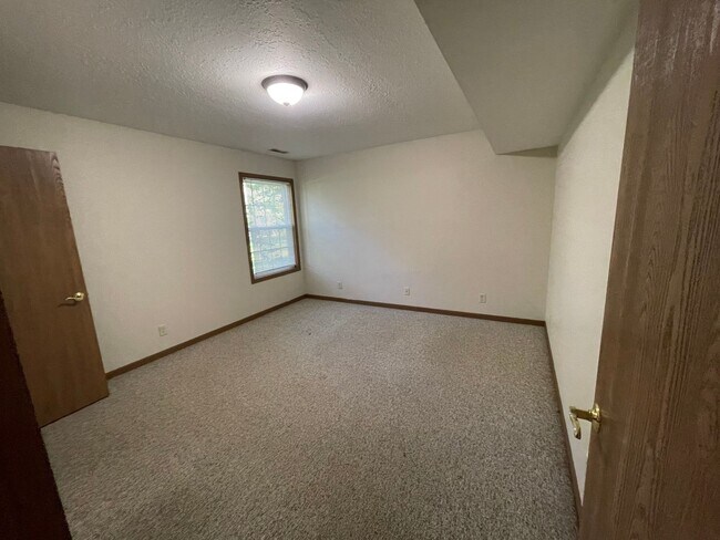 Foto del edificio - 6th St Apartments
