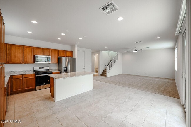 Foto del edificio - 9037 W Luke Ave