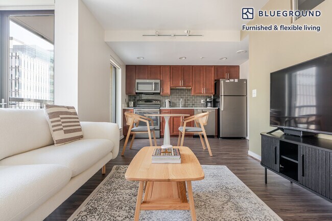 Foto del edificio - 3444 Fairfax Dr