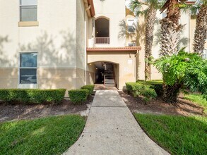 Building Photo - 831 Camargo Way