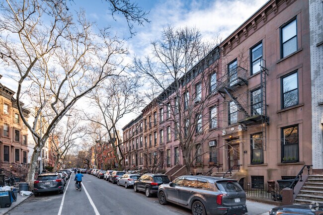 Foto del edificio - 134 Berkeley Pl