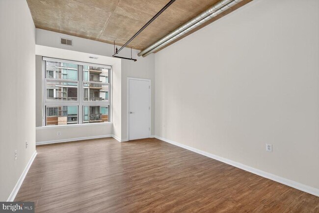 Foto del edificio - 1300 N St NW