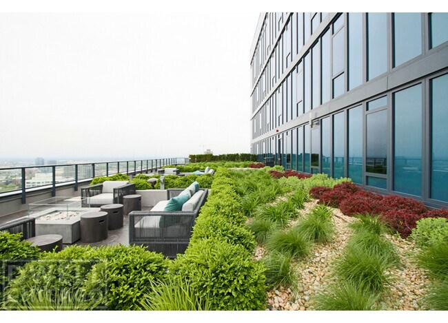 Foto del edificio - 633 N Wells St