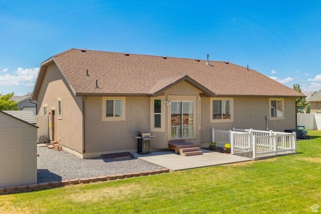 Building Photo - 1297 S 950 W