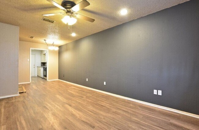 Building Photo - 6501 21st St