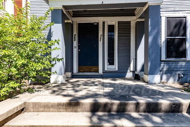 Foto del edificio - 721 E Euclid Ave