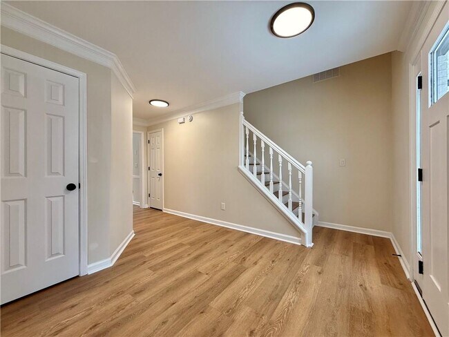 Building Photo - 3969 Leeward Ct