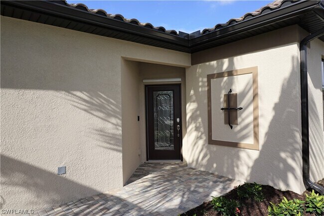 Foto del edificio - 9070 Woodhurst Dr