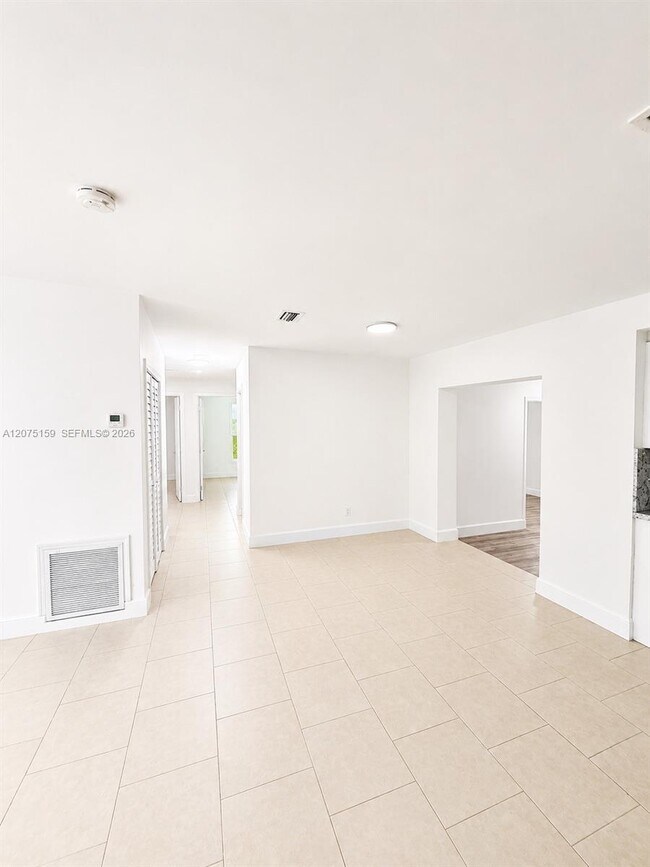 Building Photo - 20600 SW 118th Pl