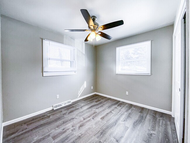 Foto del edificio - 2025 S Park St