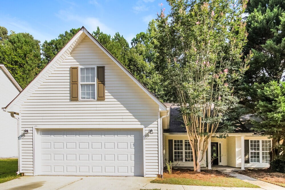 Foto principal - 2611 Fort Apachee Ct