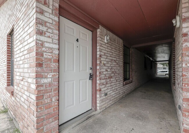 Foto del edificio - 31st St Apts