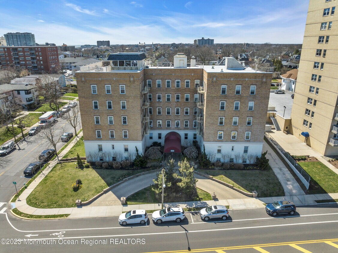 500 Deal Lake Dr Unit 2B (Summer/Monthly), Asbury Park, NJ 07712 Condo for Rent in Asbury Park