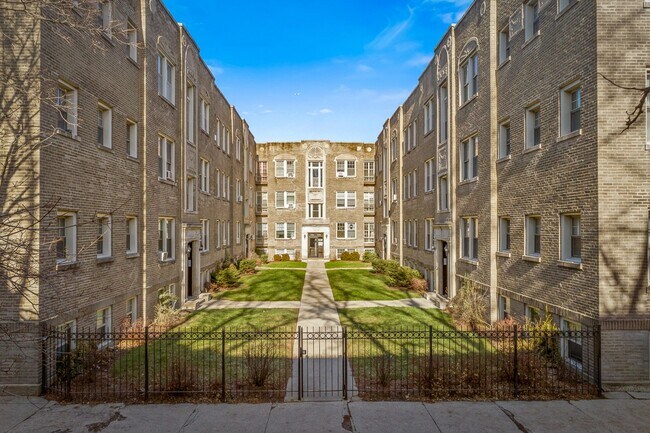 Foto del edificio - 5046 N Winchester Ave