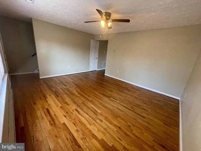 Foto del edificio - 603 Carroll Dr