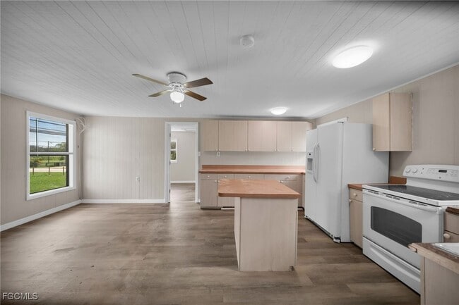 Building Photo - 2950 Packinghouse Rd
