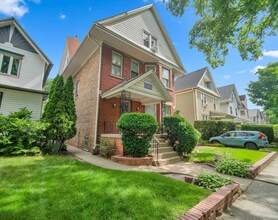 Building Photo - 1029 Garnett Pl