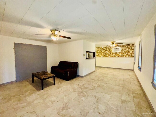 Foto del edificio - 1601 Redwood Ave