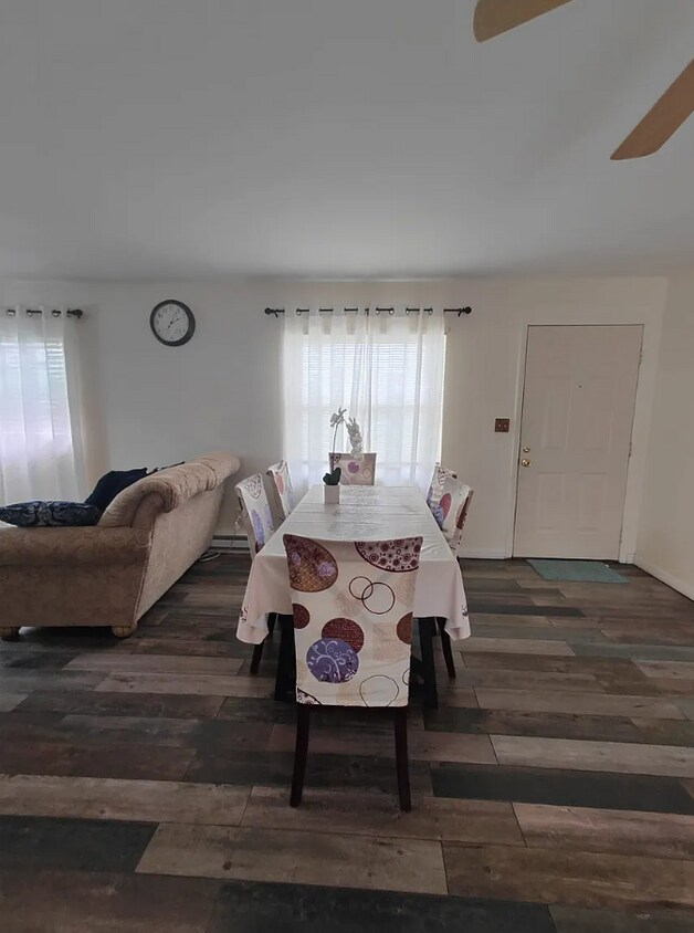 Primary Photo - 2600 N Beaumont Ave