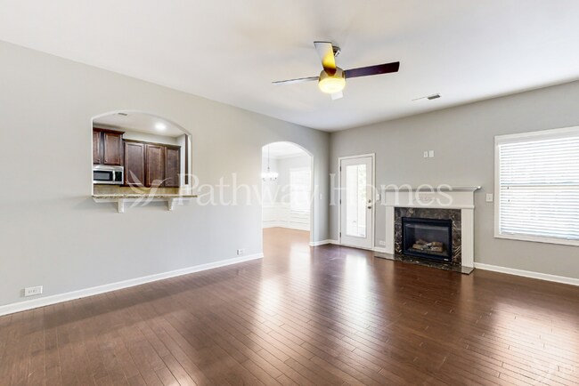 Foto del edificio - 3922 Lake Manor Way