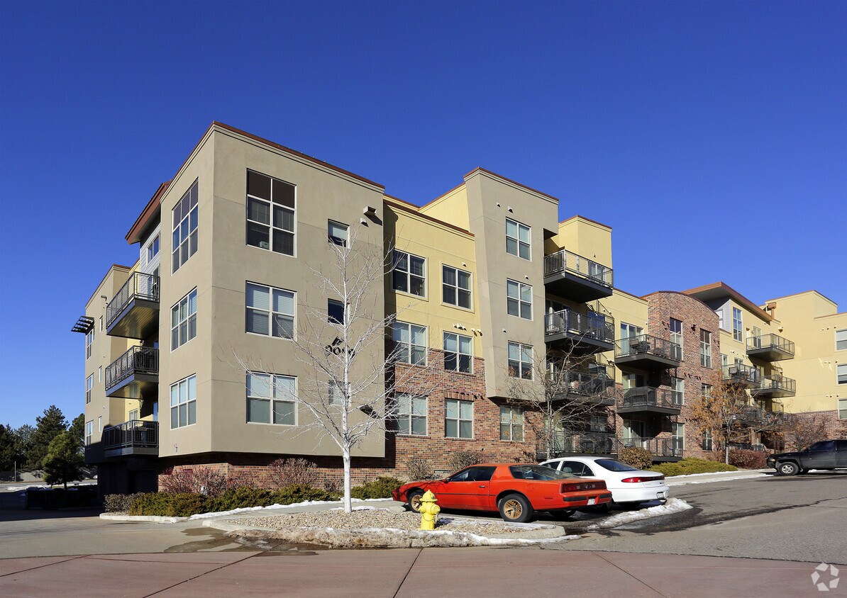 Dry Creek Crossing Apartments Englewood, CO