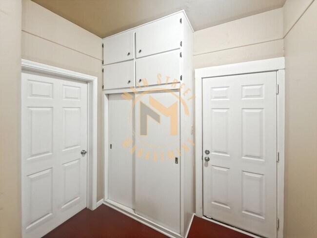 Foto del edificio - 517 N Ashland Ave