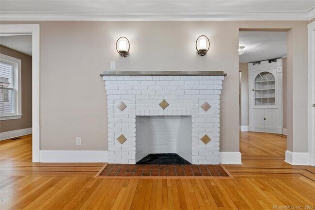 Foto del edificio - 223 Townsend Ave