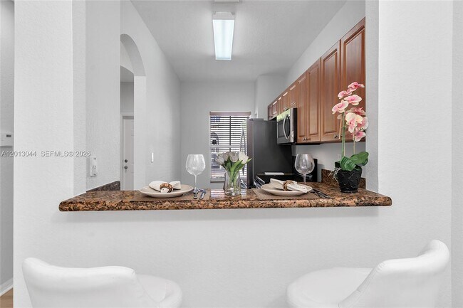 Foto del edificio - 4967 SW 140th Terrace