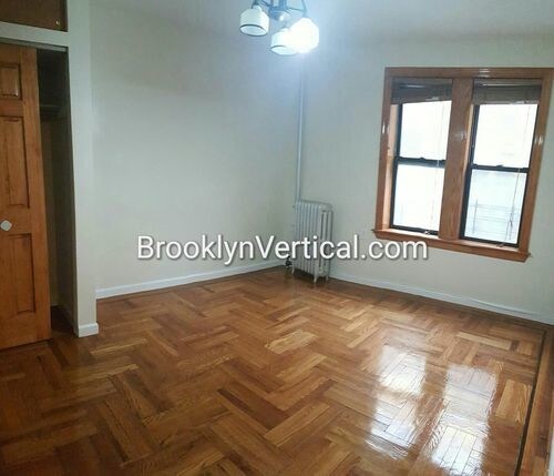 Foto del edificio - 3094 Brighton 5th St