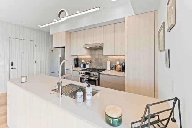 Photo - 191 Condor St