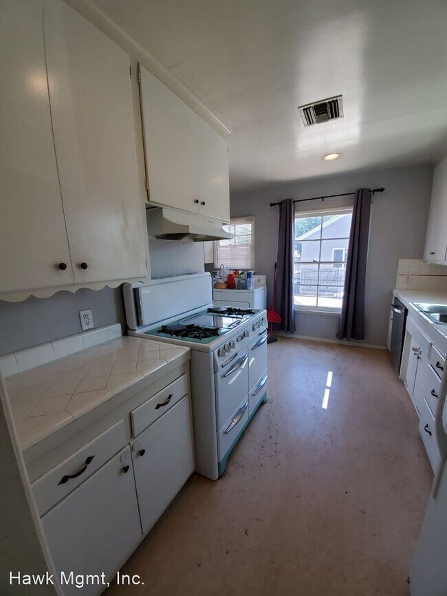 Foto del edificio - 3 br, 1 bath House - 7710 Wish Ave.