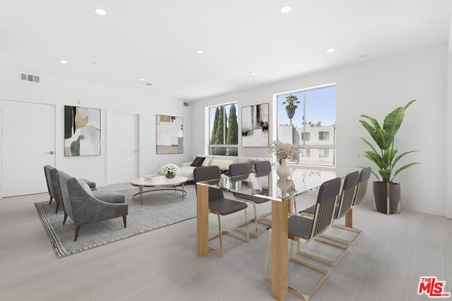 Foto del edificio - 11727 Kiowa Ave