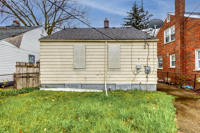 Foto del edificio - 13881 Carlisle St