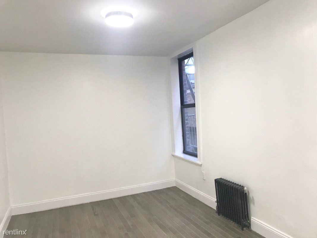 Building Photo - Studio, 1 bath Apartment - 520 W 162nd St