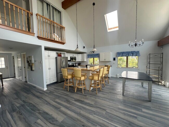 Foto del edificio - 204 Nubble Rd