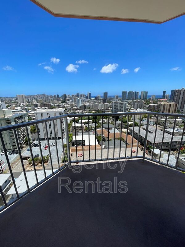 Foto del edificio - 1031 Maunaihi Pl