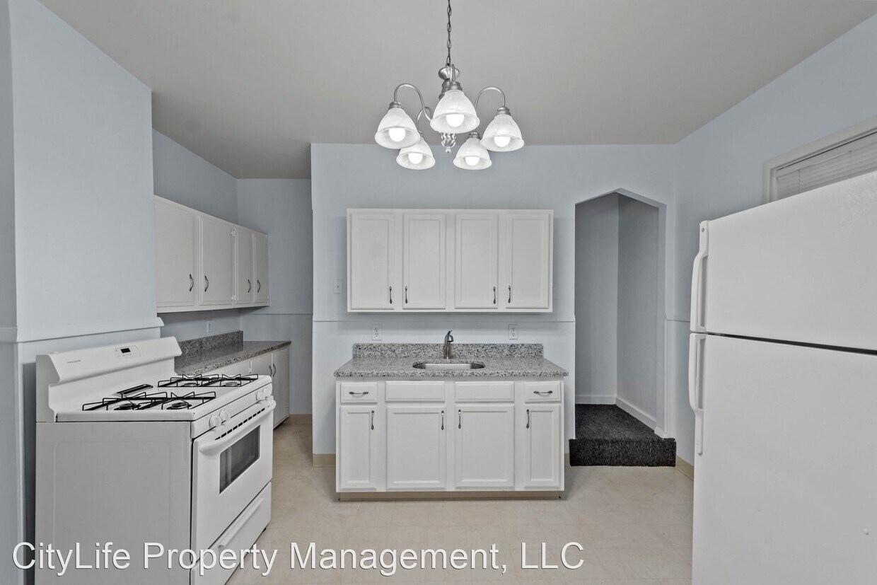 565 Sixth St, Pitcairn, PA 15140 House Rental in Pitcairn, PA