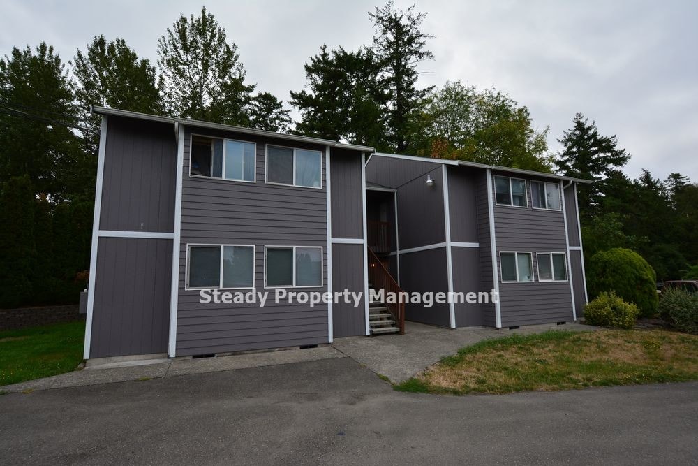 Primary Photo - Unit in Quiet 4-plex Milton WA
